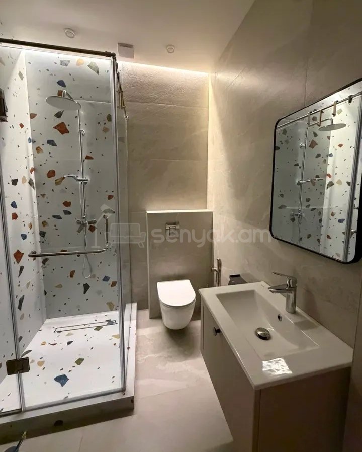 4 Սենյականոց Բնակարան Նորակառույցում, 126քմ, 14/17 հարկ, Դիզայներական Վերանորոգված