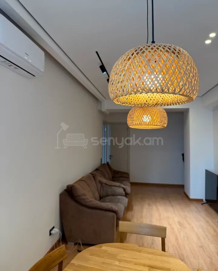 4 Սենյականոց Բնակարան Նորակառույցում, 126քմ, 14/17 հարկ, Դիզայներական Վերանորոգված