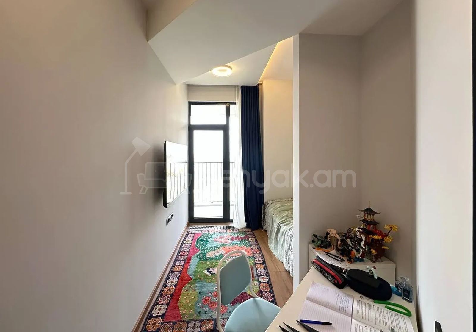 4 Սենյականոց Բնակարան Նորակառույցում, 126քմ, 14/17 հարկ, Դիզայներական Վերանորոգված