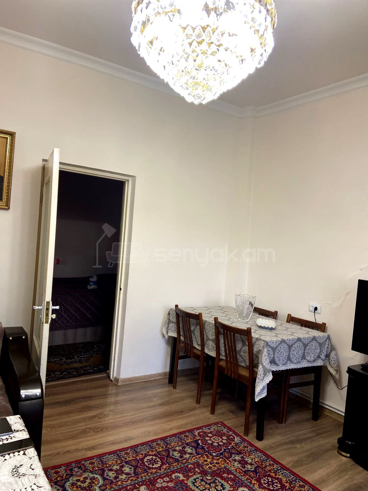 6 Սենյականոց Սեփական Տուն, 180քմ, Կոսմետիկ Վերանորոգված