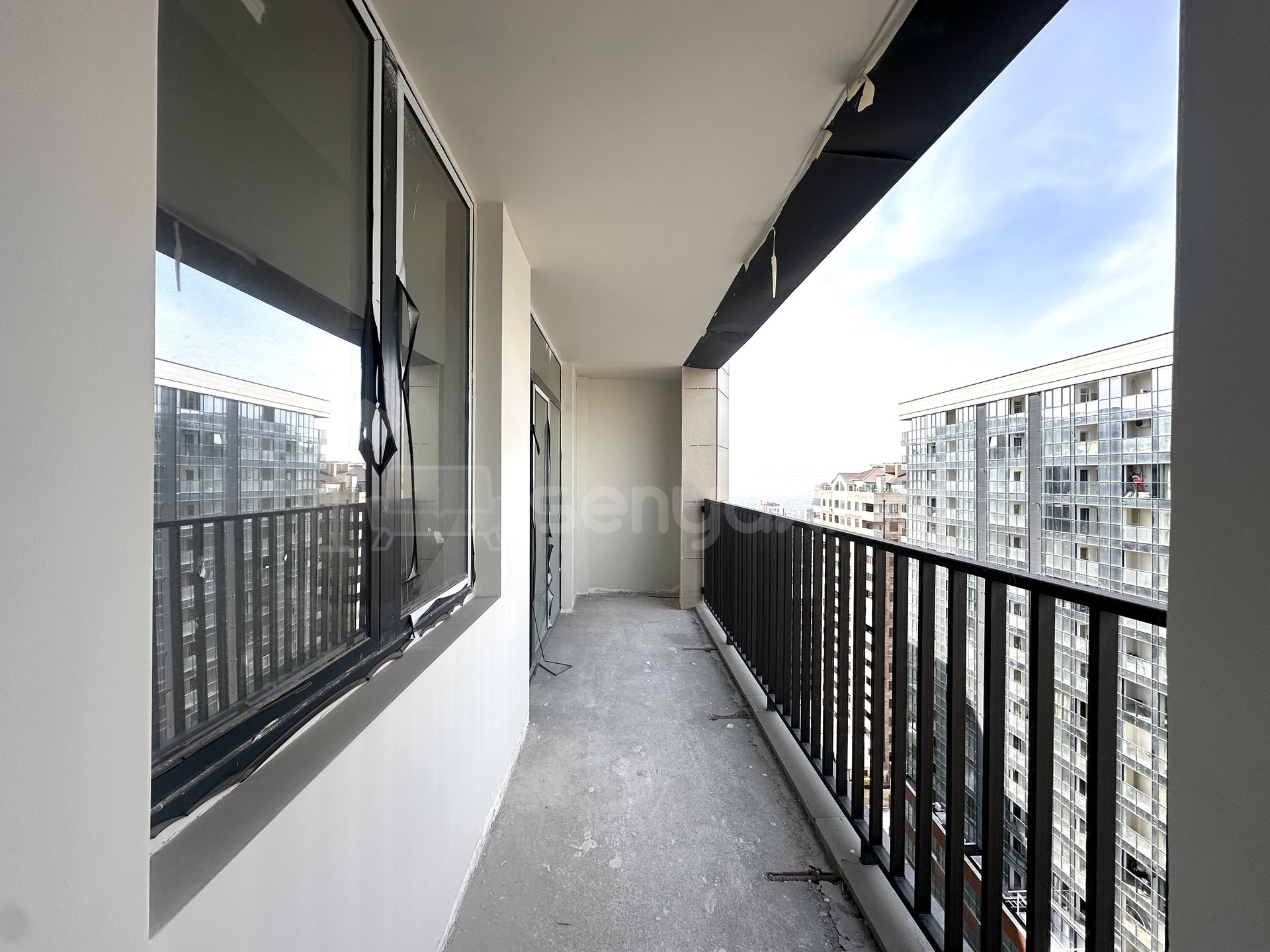 2 Սենյականոց Բնակարան Նորակառույցում, 87քմ, 16/18 հարկ, Զրոյական Վիճակում