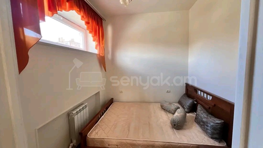 2 Սենյականոց Բնակարան Քարե Շենքում, 50քմ, 3/5 հարկ, Նորմալ Վիճակում, Կահավորված