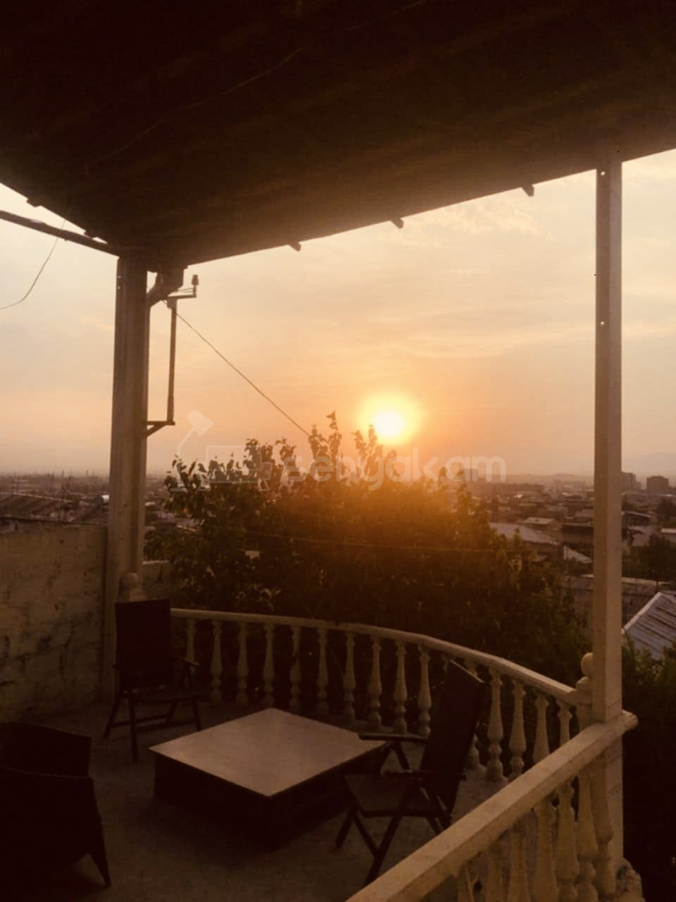 2 Սենյականոց Սեփական Տուն, 60քմ, Դիզայներական Վերանորոգված, Կահավորված, Ավտոտնակով