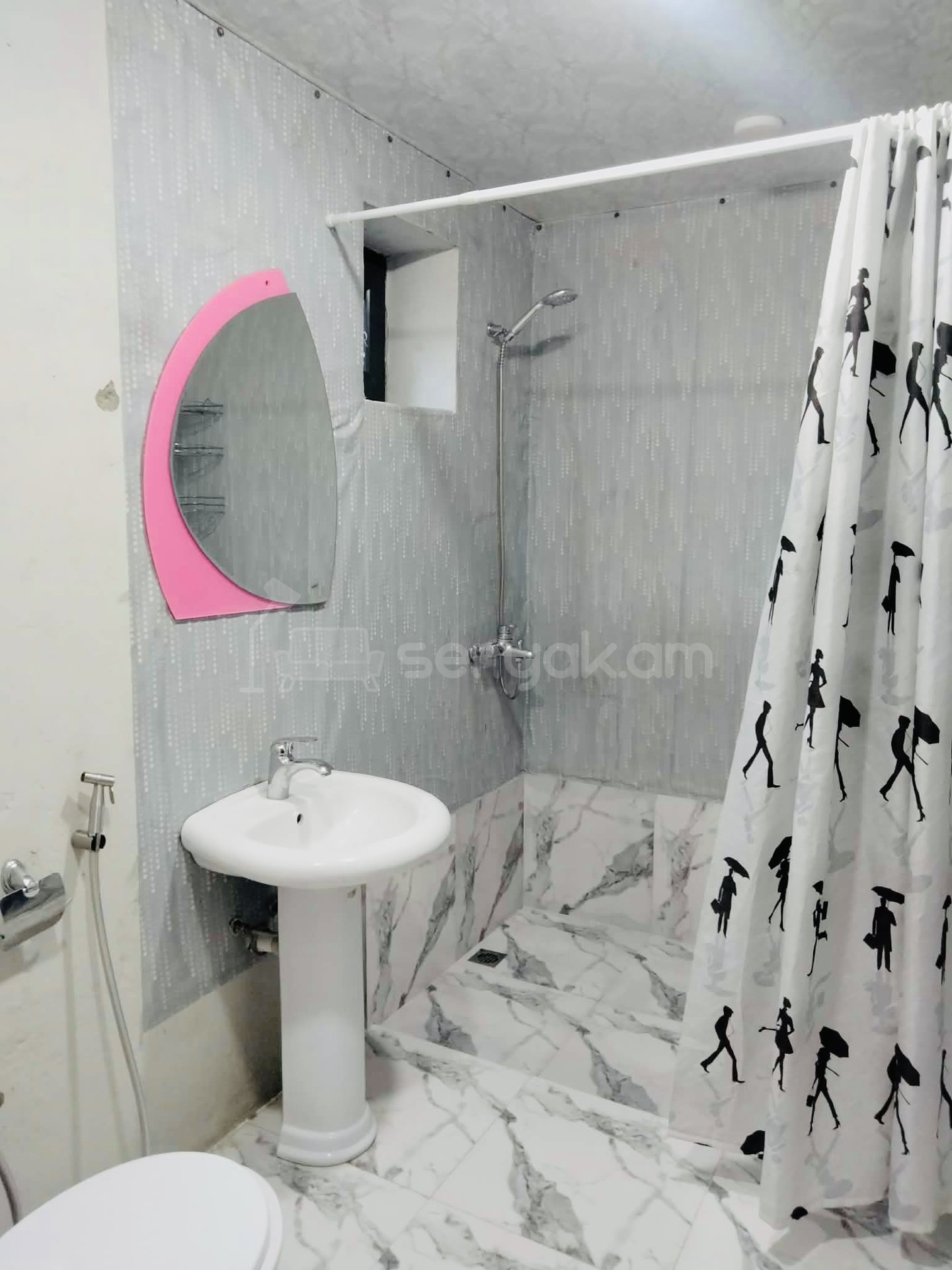 2 Սենյականոց Սեփական Տուն, 60քմ, Դիզայներական Վերանորոգված, Կահավորված, Ավտոտնակով