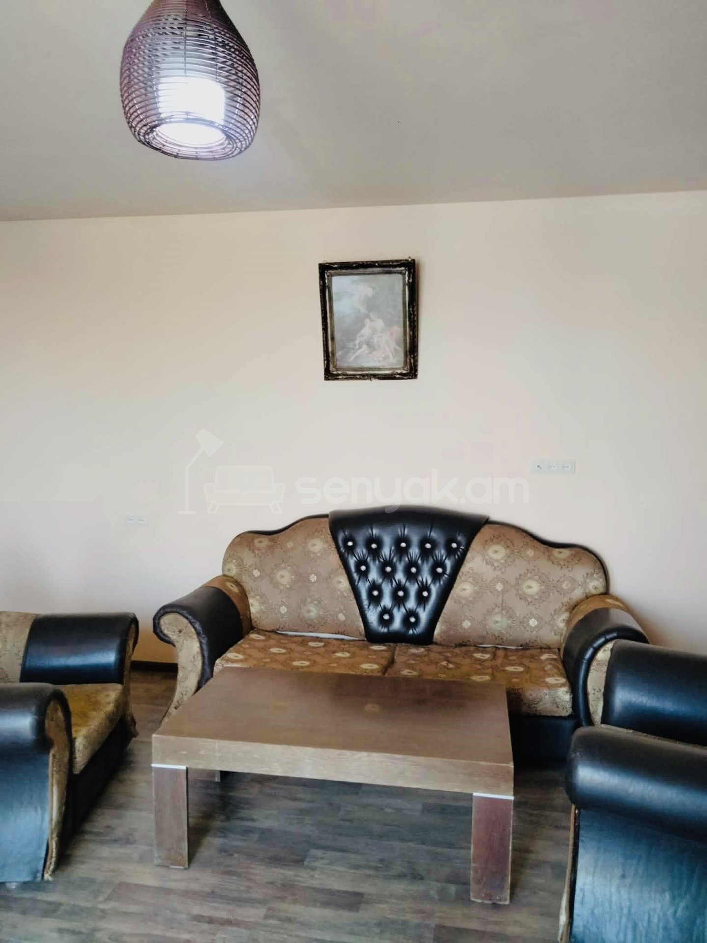 2 Սենյականոց Սեփական Տուն, 60քմ, Դիզայներական Վերանորոգված, Կահավորված, Ավտոտնակով