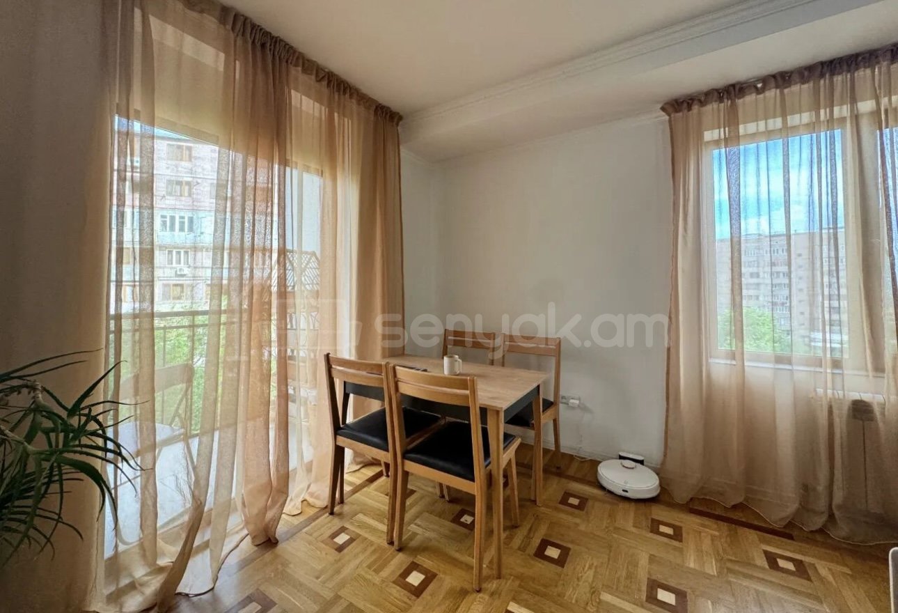 2 Սենյականոց Բնակարան, 74քմ, 4/13 հարկ, Կապիտալ Վերանորոգված, Կահավորված, Արևկող