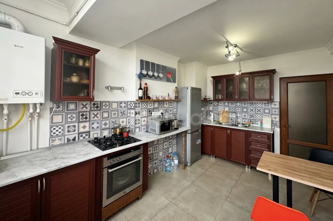 2 Սենյականոց Բնակարան, 74քմ, 4/13 հարկ, Կապիտալ Վերանորոգված, Կահավորված, Արևկող