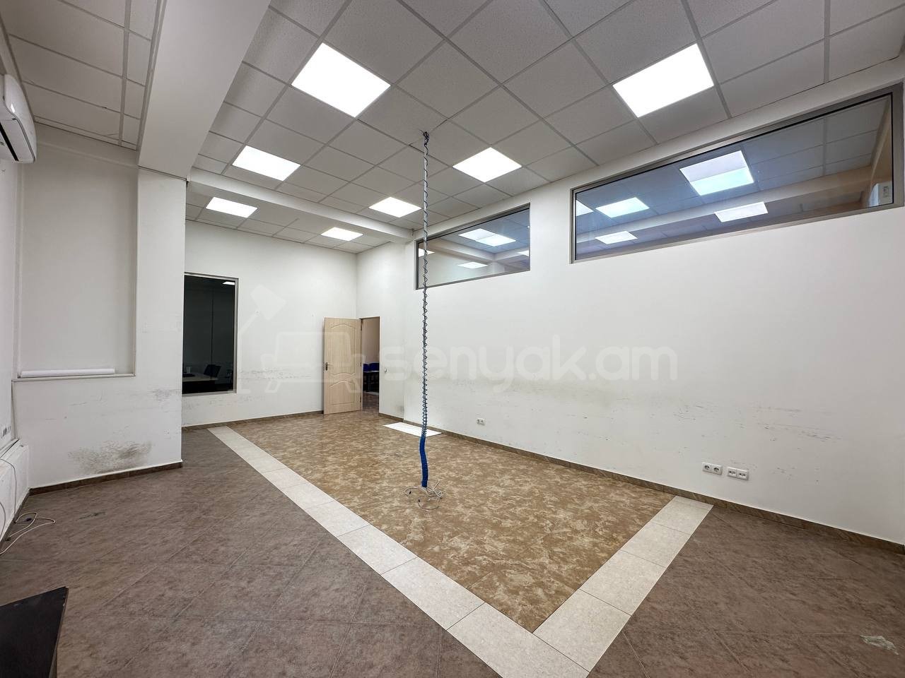 Նորակառույց Օֆիսային Տարածք, 195քմ