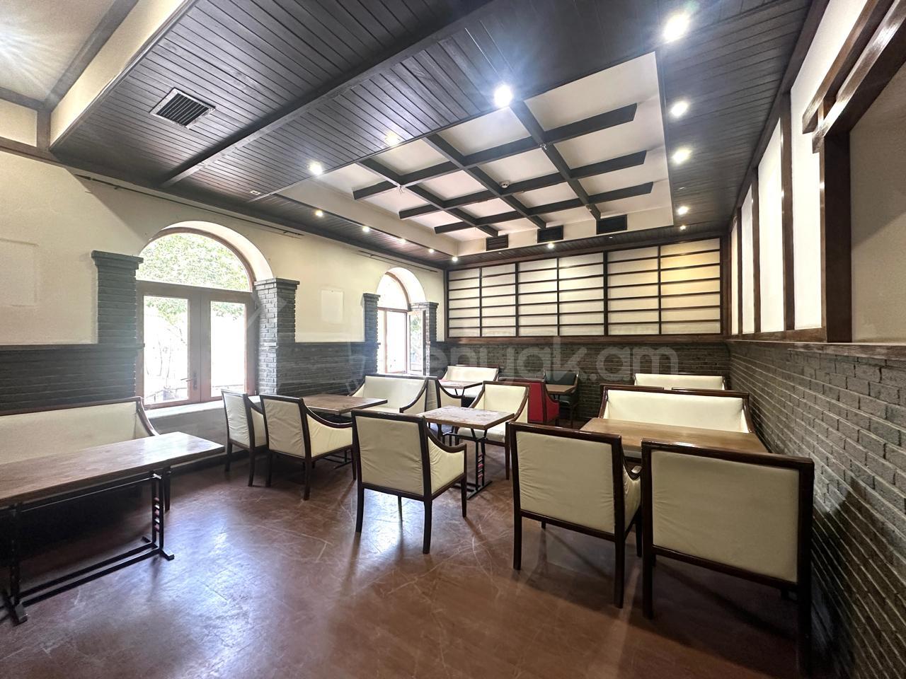 Կոմերցիոն Տարածք, 121քմ, Կապիտալ Վերանորոգված