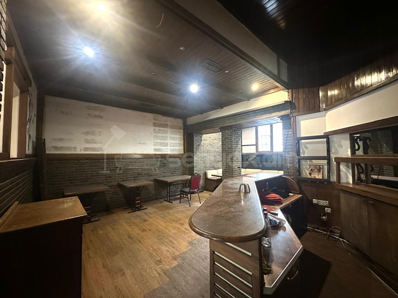 Կոմերցիոն Տարածք, 121քմ, Կապիտալ Վերանորոգված