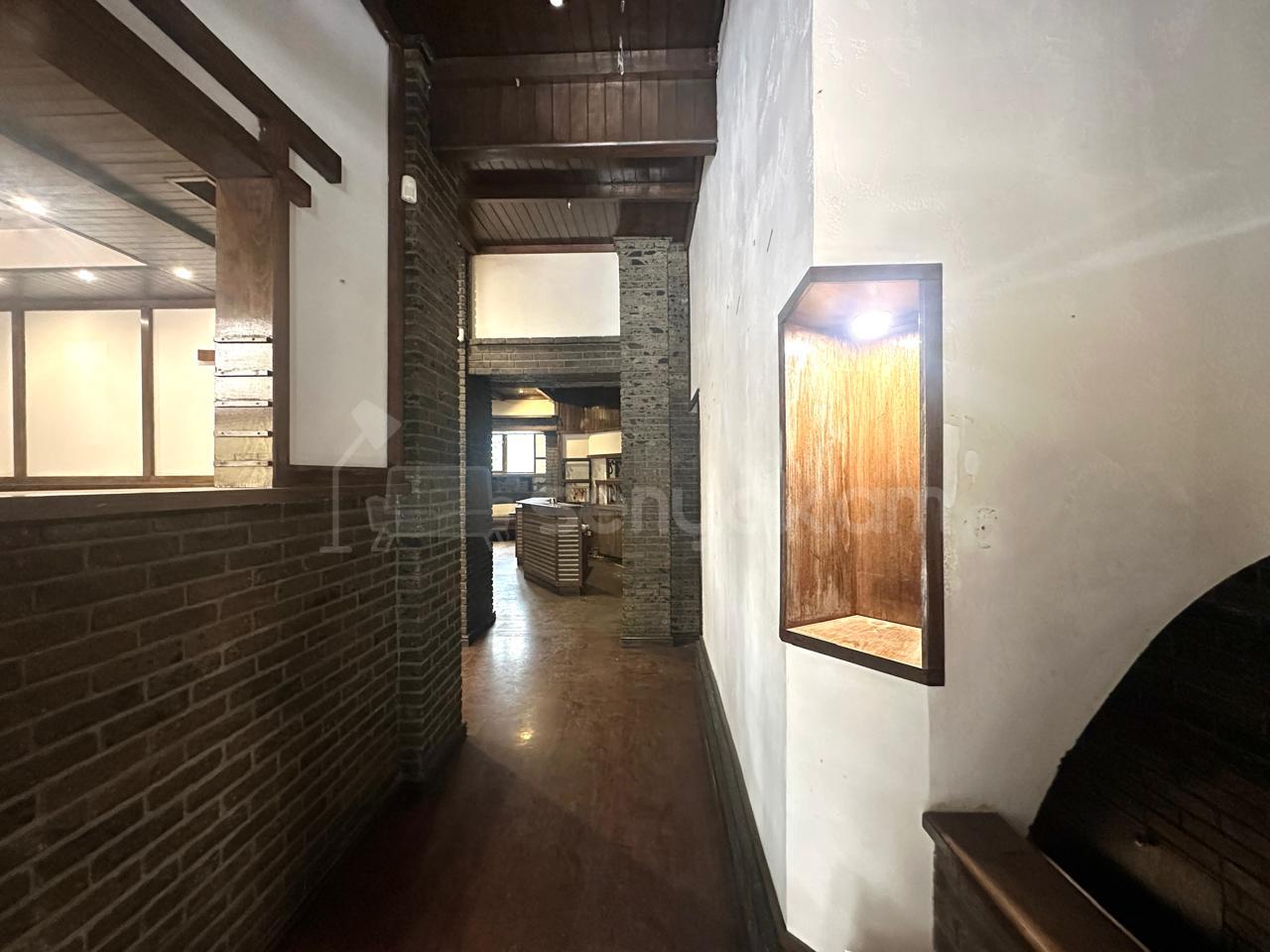 Կոմերցիոն Տարածք, 121քմ, Կապիտալ Վերանորոգված