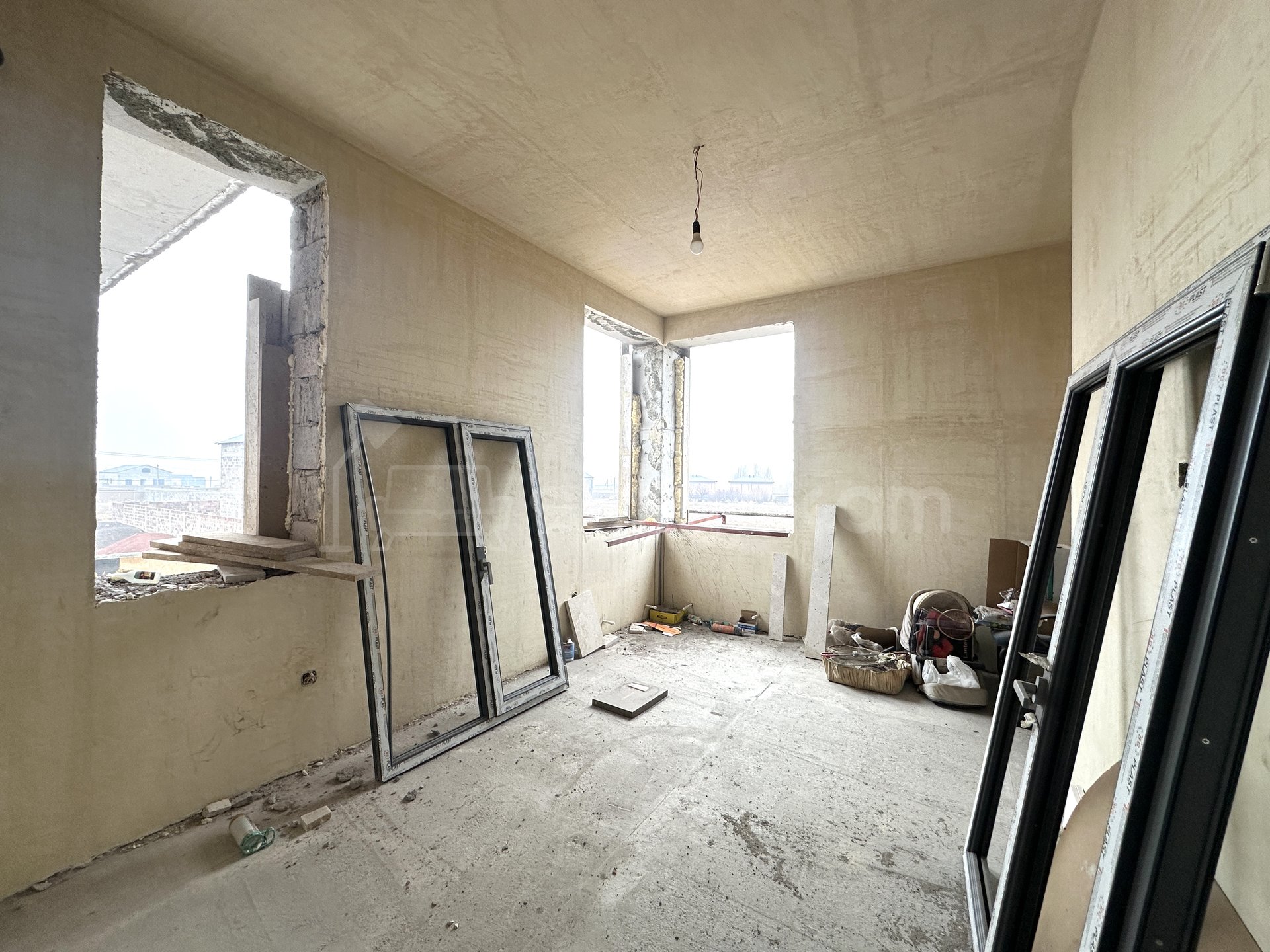 5 Սենյականոց Սեփական Տուն, 300քմ, Կապիտալ Վերանորոգված