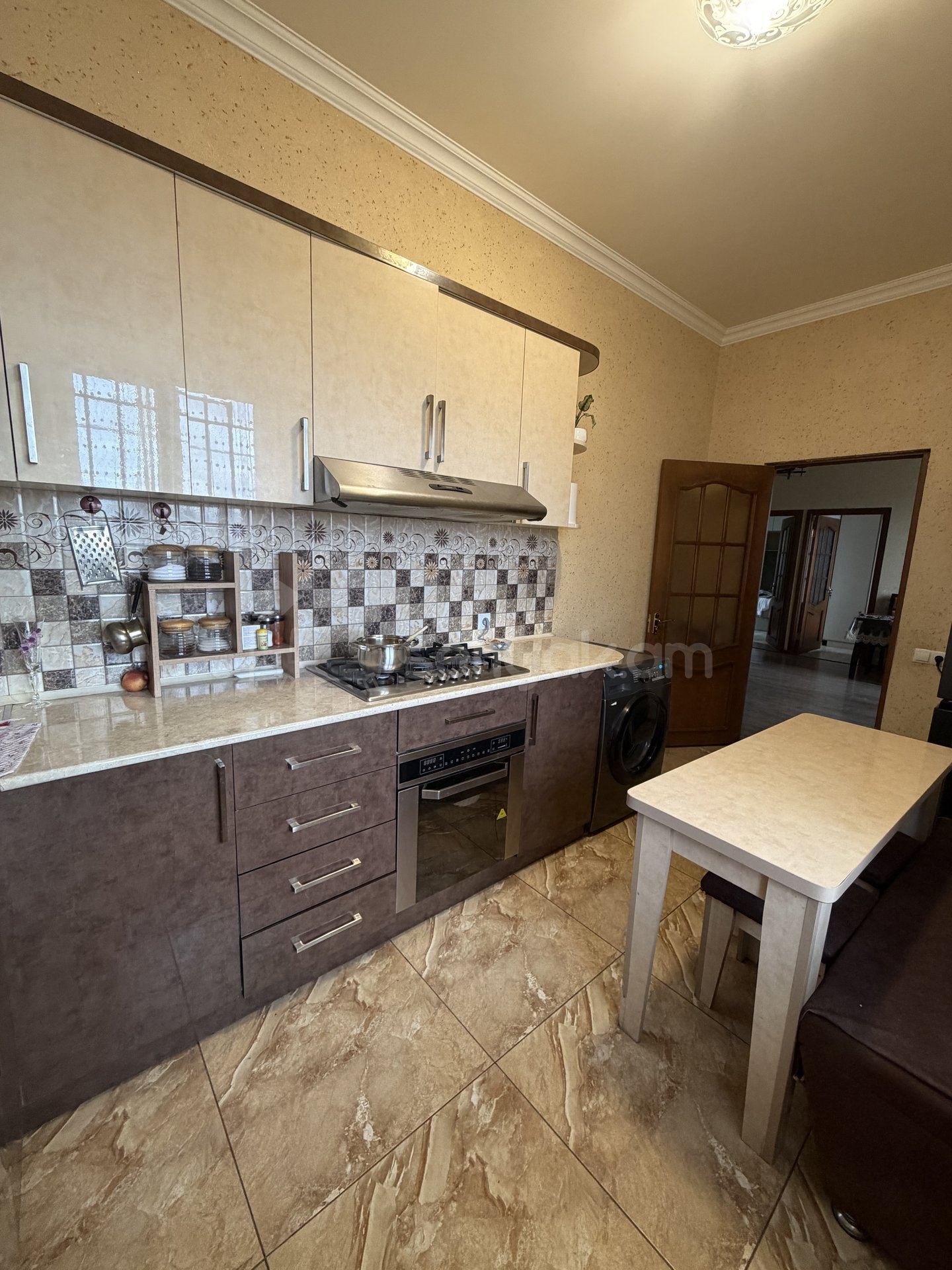 4 Սենյականոց Սեփական Տուն, 90քմ, Կապիտալ Վերանորոգված