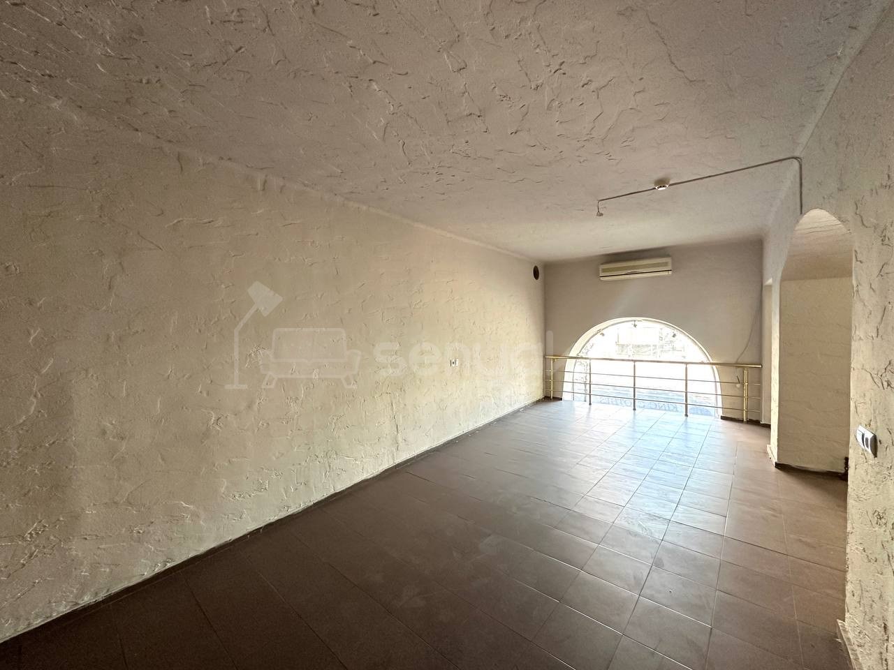 Կոմերցիոն Տարածք, 145քմ, Կապիտալ Վերանորոգված