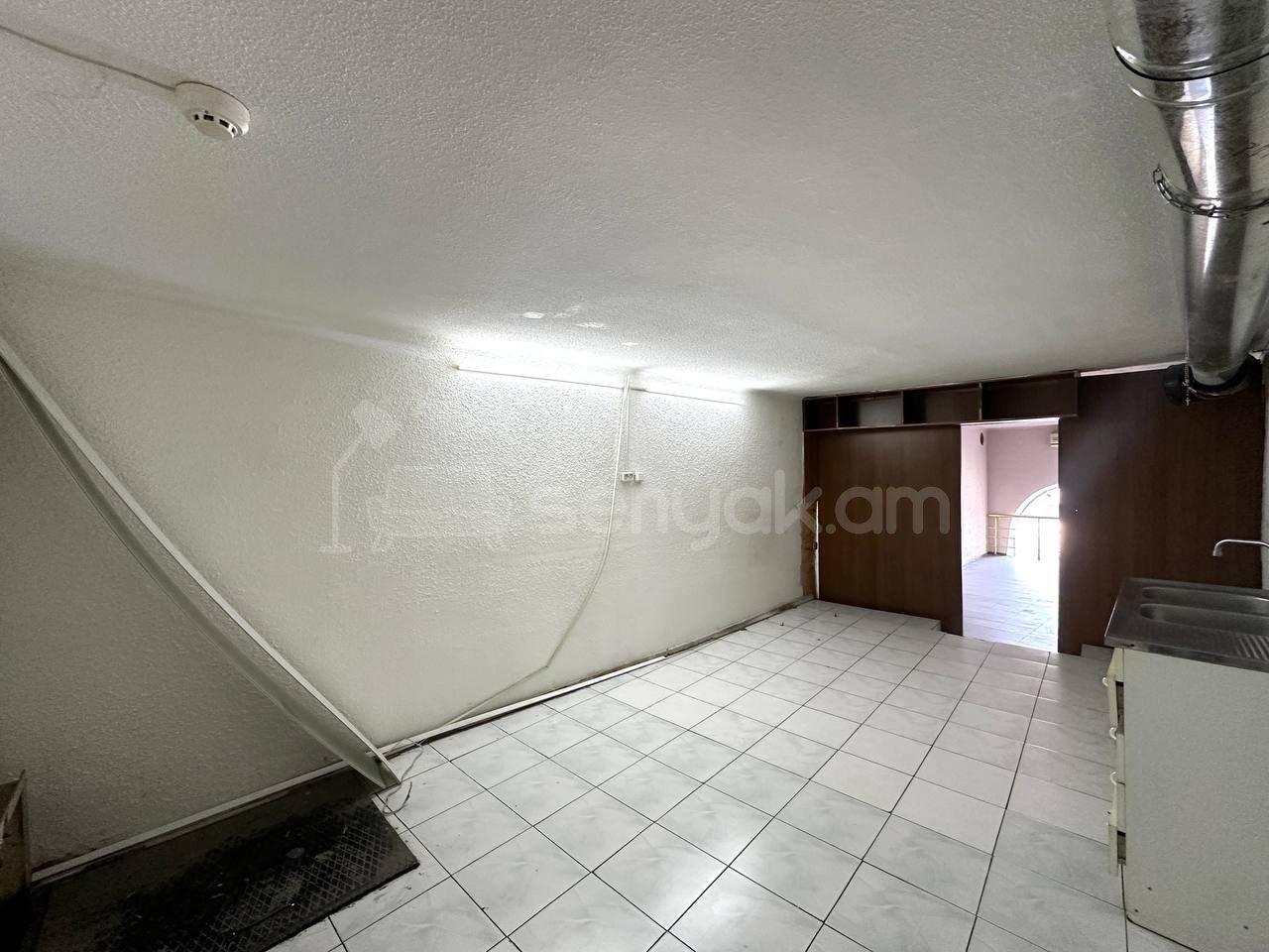 Կոմերցիոն Տարածք, 145քմ, Կապիտալ Վերանորոգված