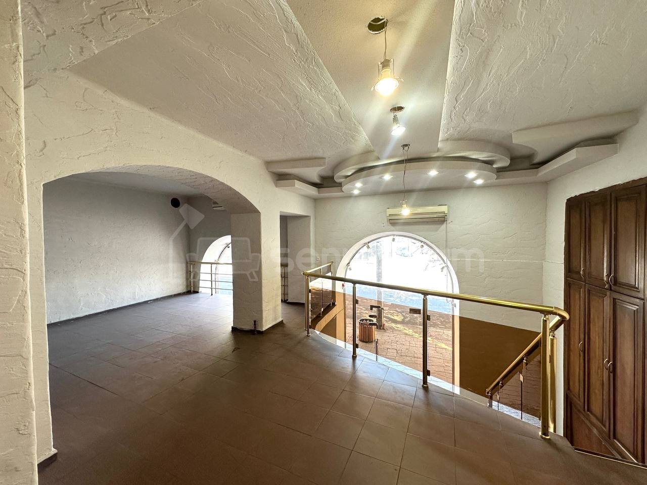 Կոմերցիոն Տարածք, 145քմ, Կապիտալ Վերանորոգված