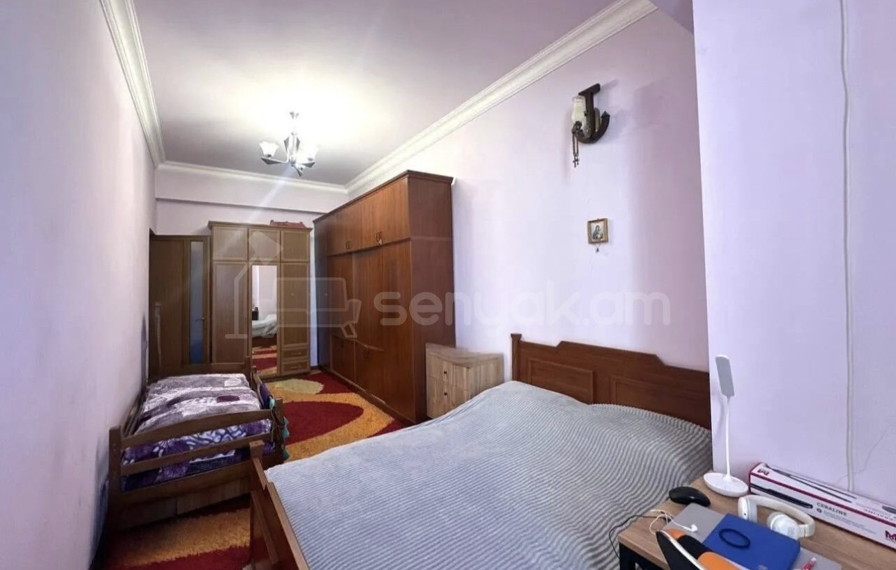 4 Սենյականոց Բնակարան Նորակառույցում, 193քմ, 7/11 հարկ, Կապիտալ Վերանորոգված