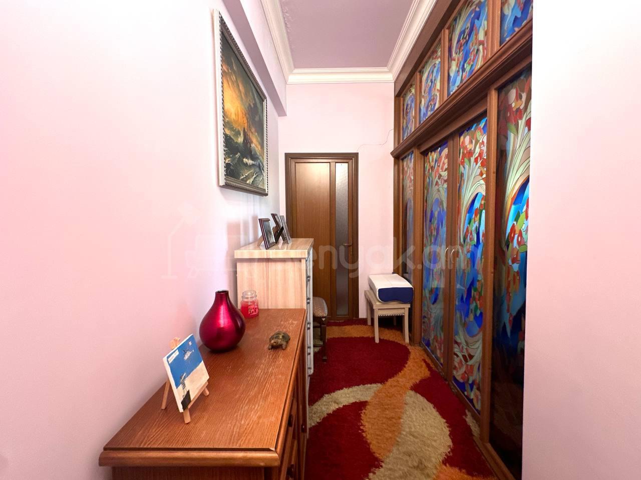 4 Սենյականոց Բնակարան Նորակառույցում, 193քմ, 7/11 հարկ, Կապիտալ Վերանորոգված