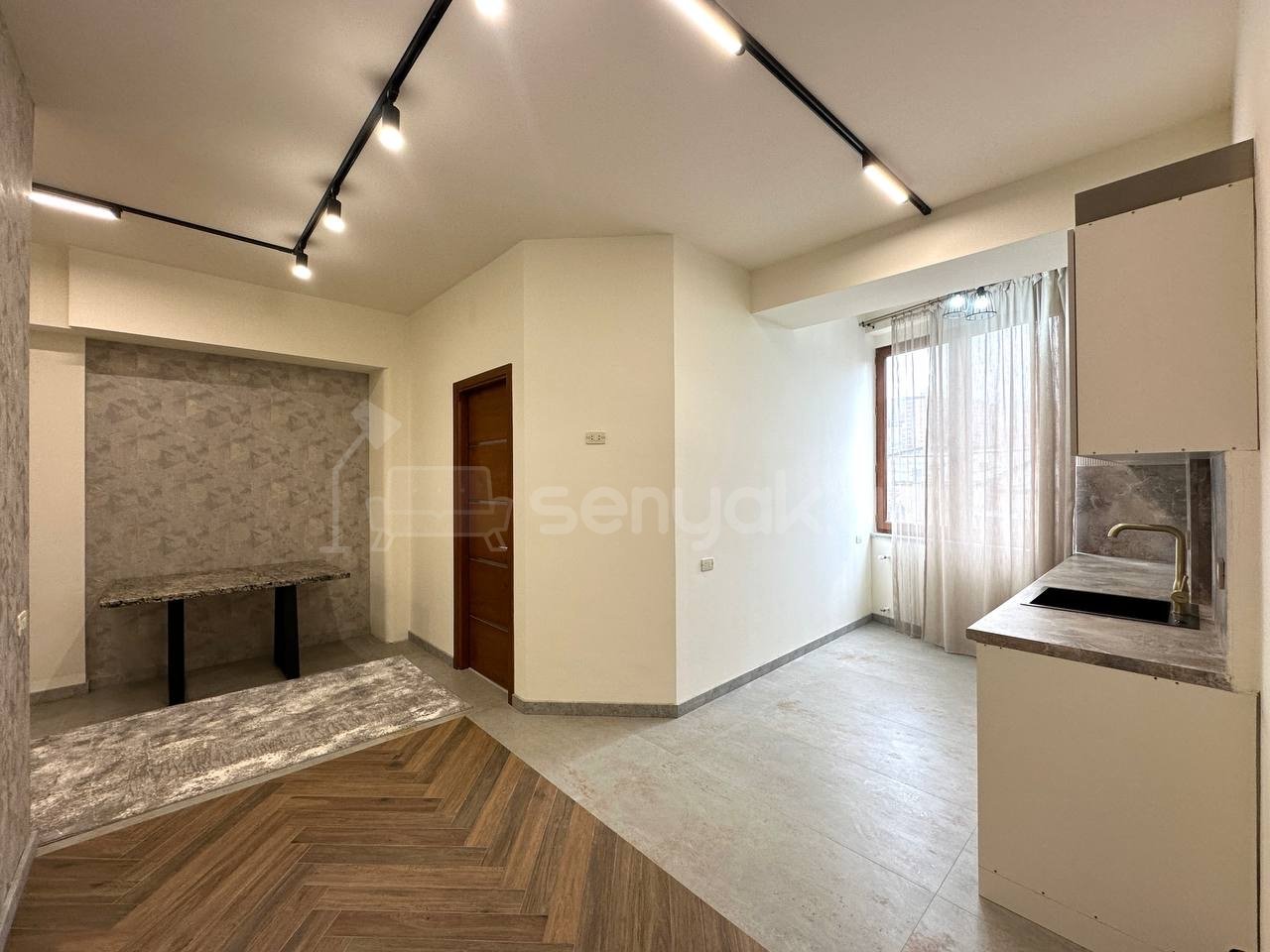 2 Սենյականոց Բնակարան Նորակառույցում, 40քմ, 5/7 հարկ, Կապիտալ Վերանորոգված