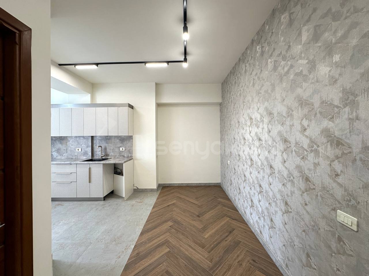 2 Սենյականոց Բնակարան Նորակառույցում, 40քմ, 5/7 հարկ, Կապիտալ Վերանորոգված