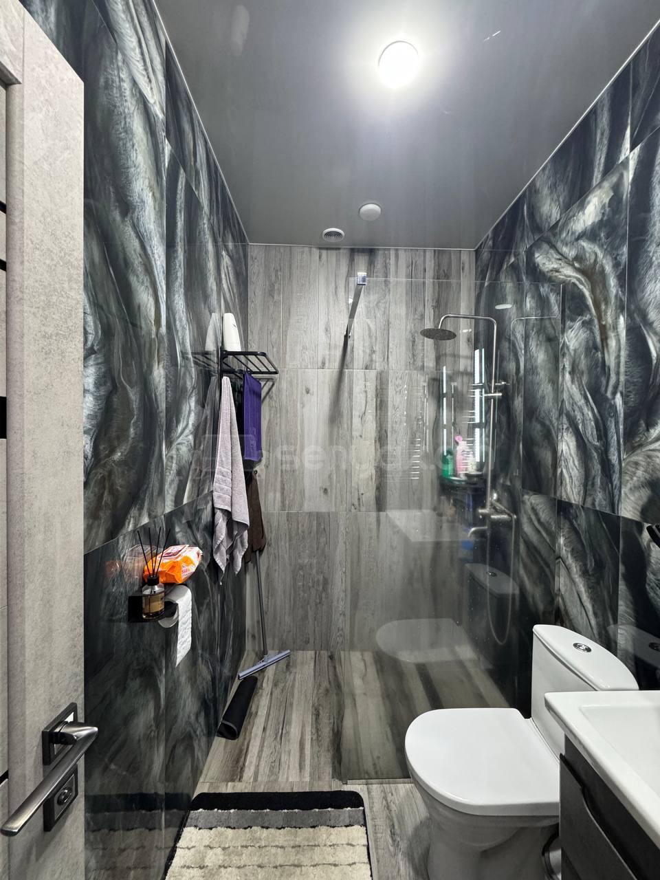 4 Սենյականոց Բնակարան Նորակառույց Քարե Շենքում, 93քմ, 4/5 հարկ, Կապիտալ Վերանորոգված