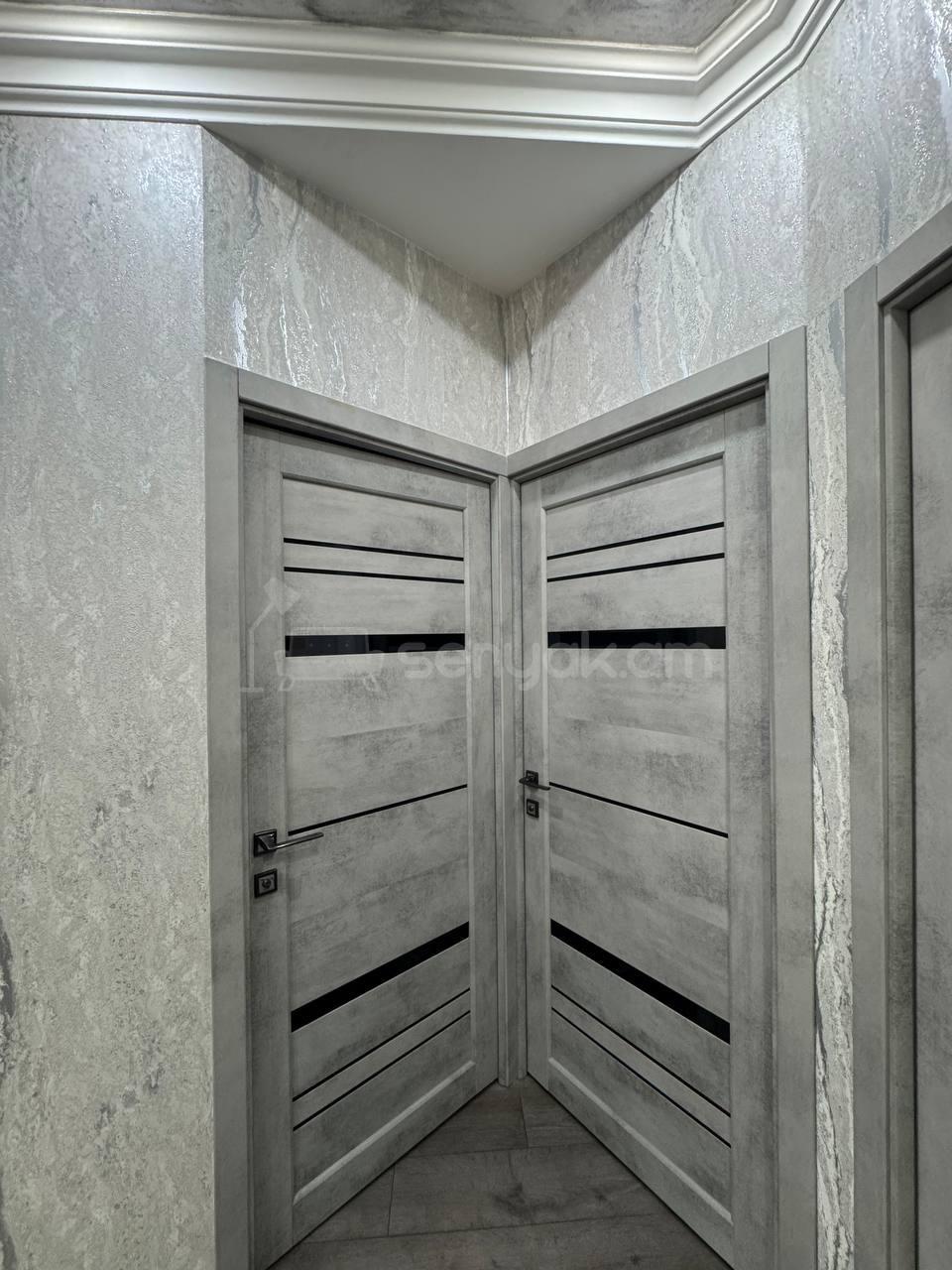 4 Սենյականոց Բնակարան Նորակառույց Քարե Շենքում, 93քմ, 4/5 հարկ, Կապիտալ Վերանորոգված