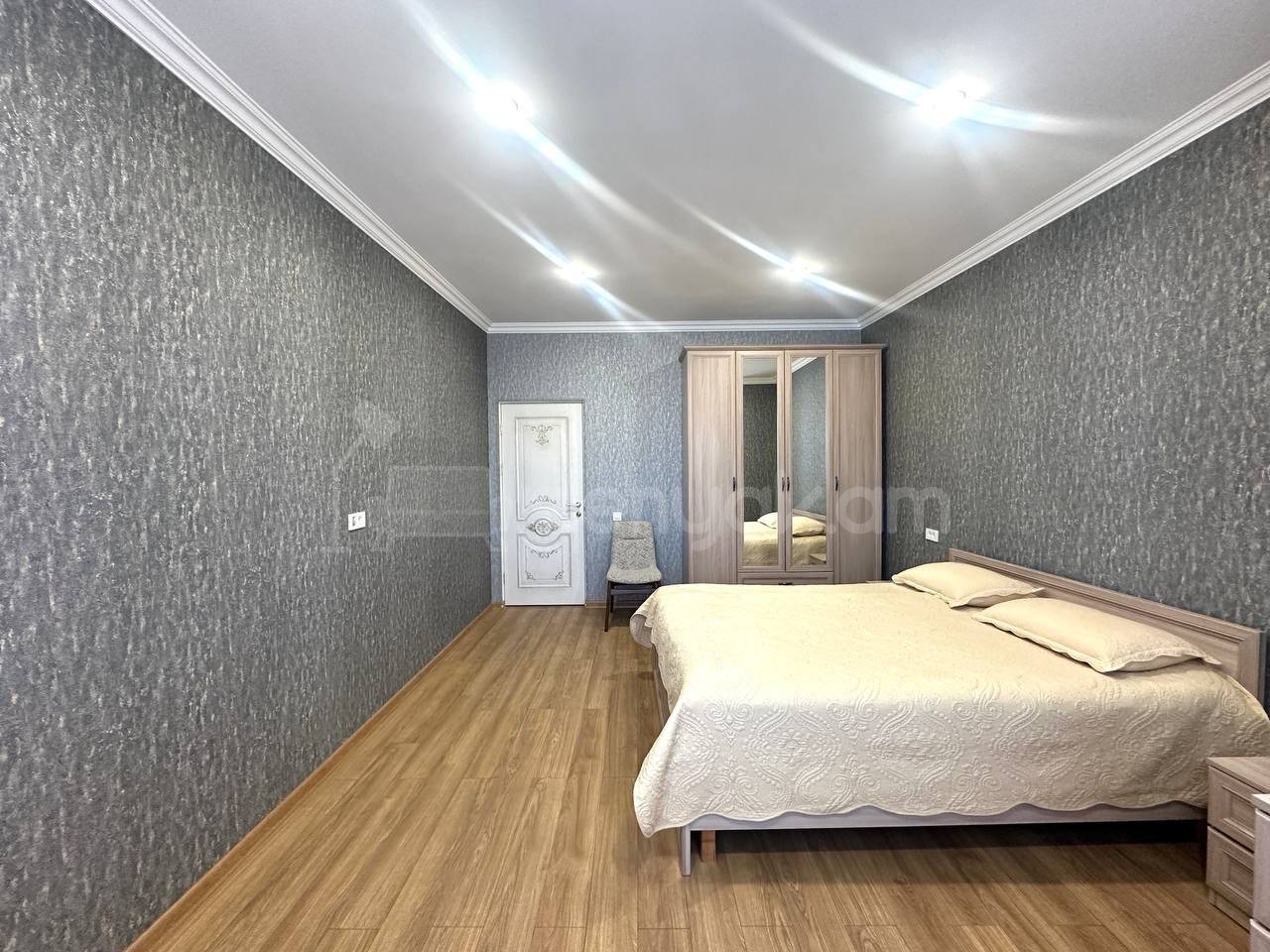 2 Սենյականոց Բնակարան Նորակառույցում, 72քմ, 10/11 հարկ, Կապիտալ Վերանորոգված