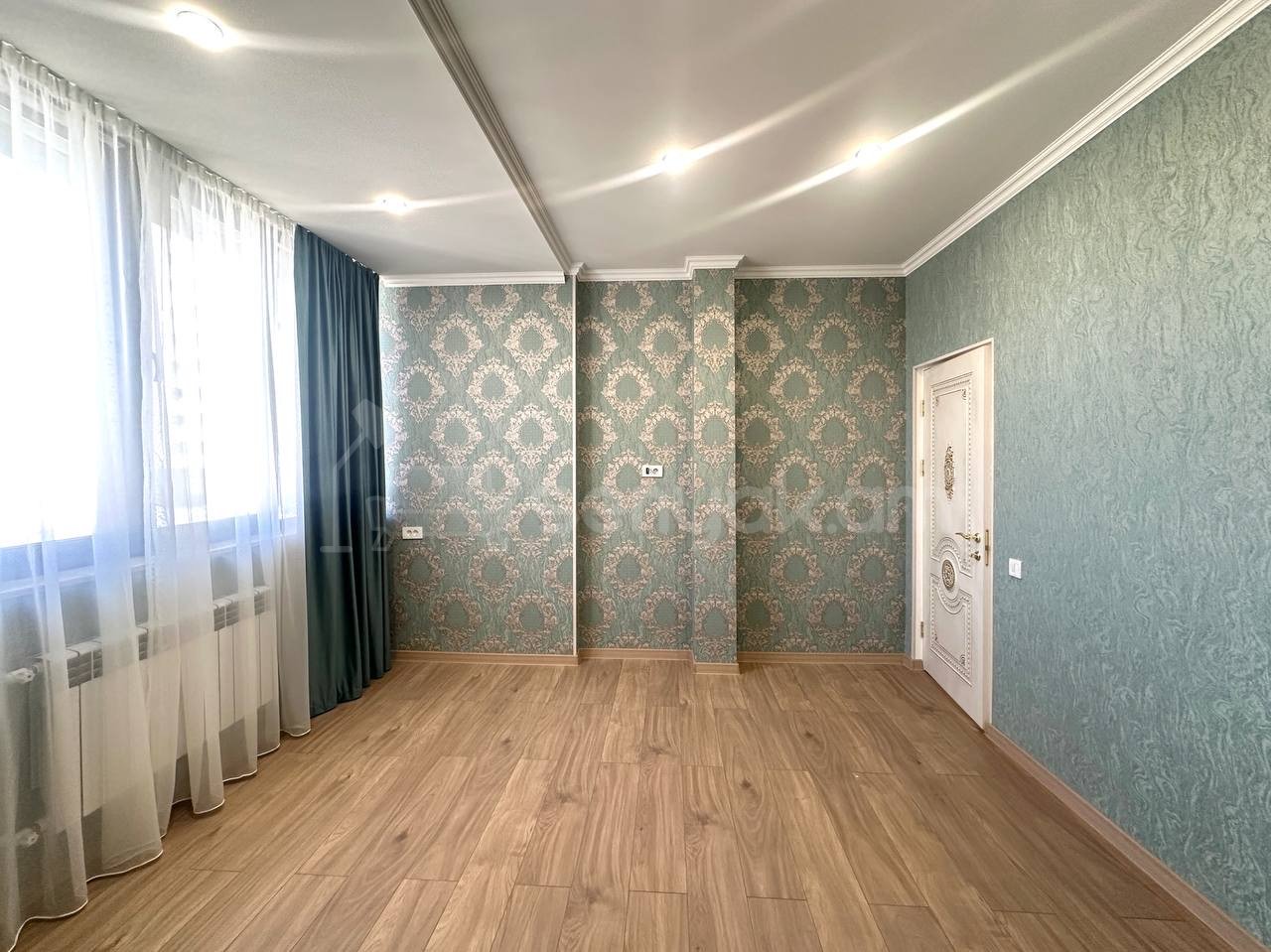 3 Սենյականոց Բնակարան Նորակառույցում, 97քմ, 10/11 հարկ, Կապիտալ Վերանորոգված