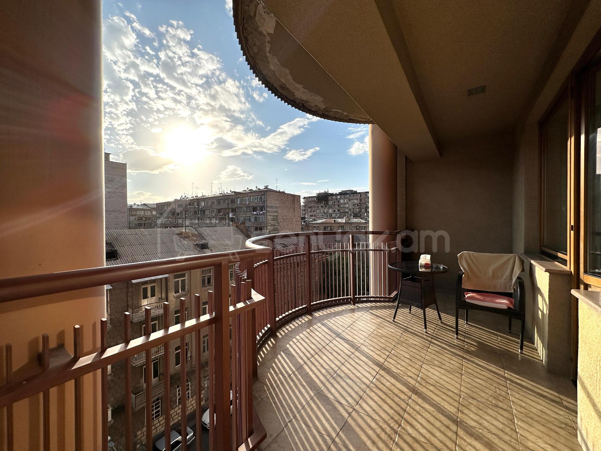 5 Սենյականոց Բնակարան Նորակառույցում, 258քմ, 5/10 հարկ, Կապիտալ Վերանորոգված