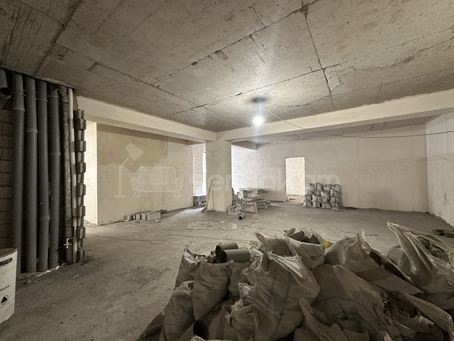 4 Սենյականոց Բնակարան Նորակառույցում, 152քմ, 5/11 հարկ, Զրոյական Վիճակում