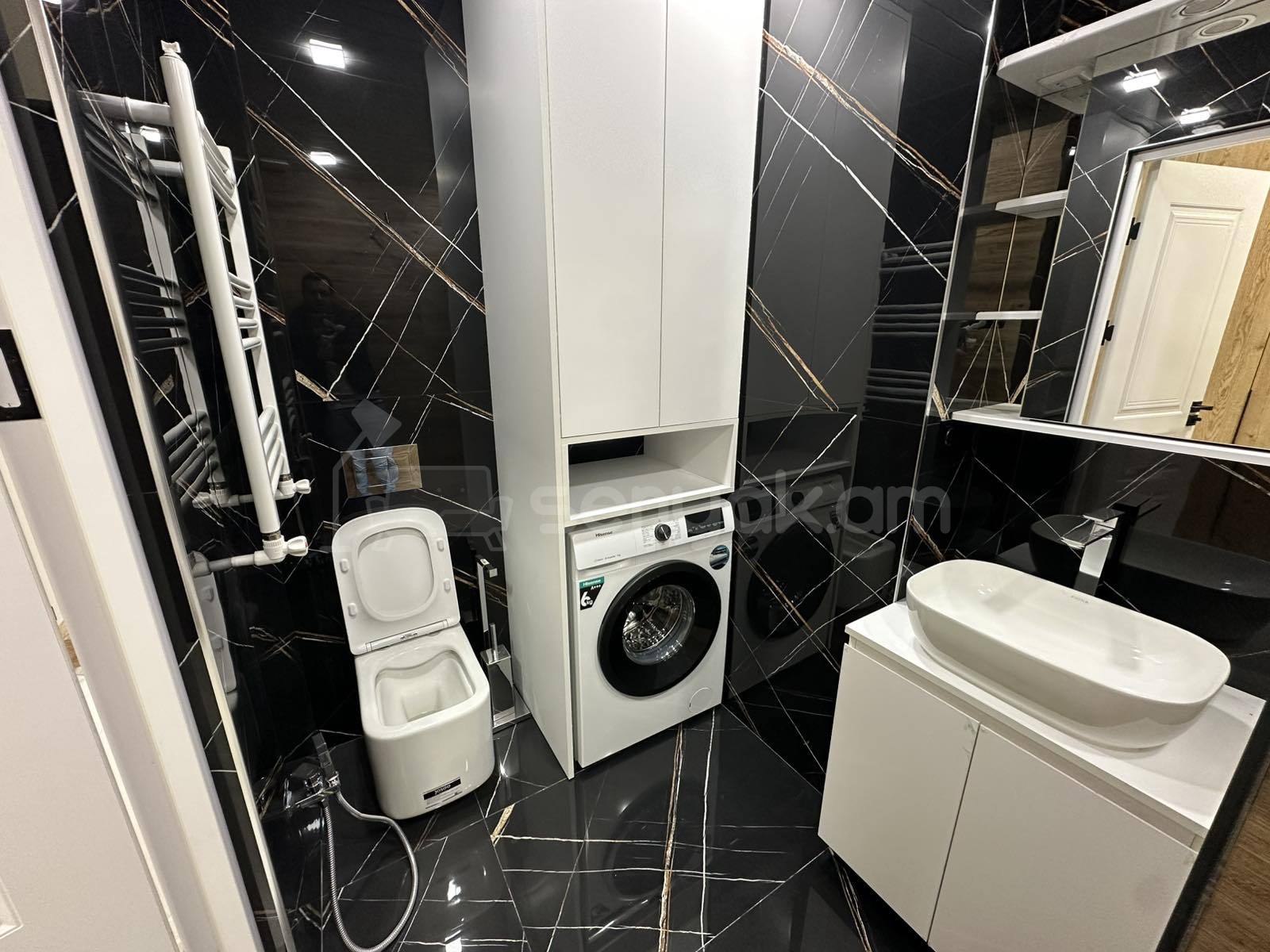 2 Սենյականոց Բնակարան Նորակառույց Քարե Շենքում, 52քմ, 5/16 հարկ, Դիզայներական Վերանորոգված