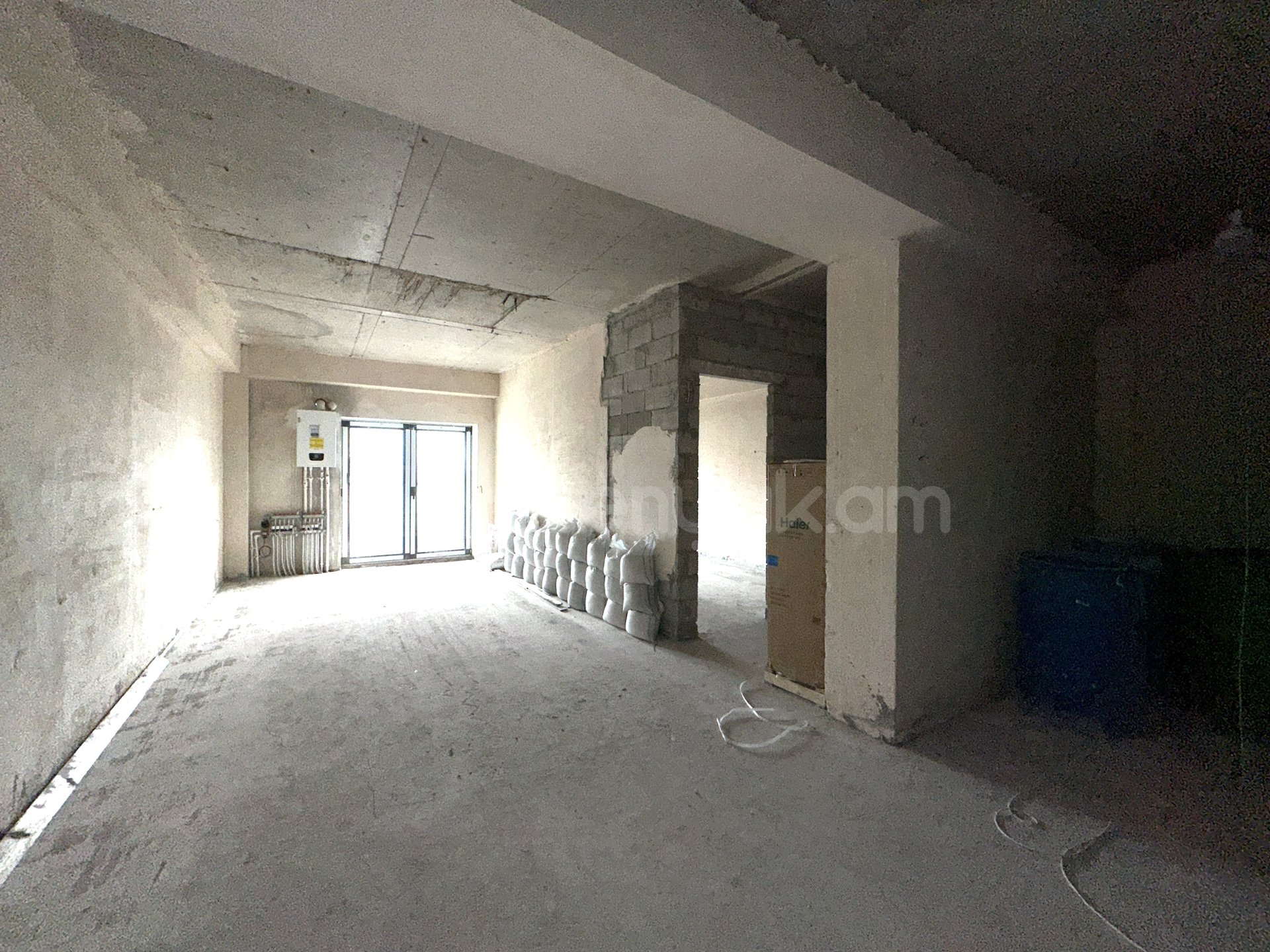 2 Սենյականոց Բնակարան Նորակառույցում, 95քմ, 5/18 հարկ, Զրոյական Վիճակում