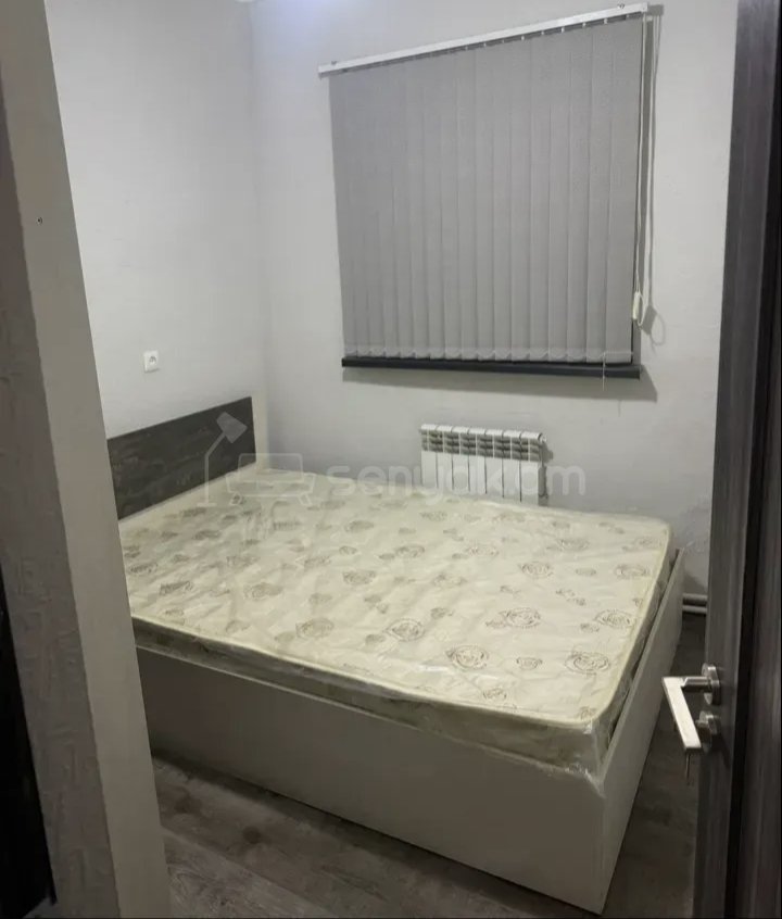 2 Սենյականոց Բնակարան Քարե Շենքում, 52քմ, 1/1 հարկ, Նորմալ Վիճակում, Կահավորված