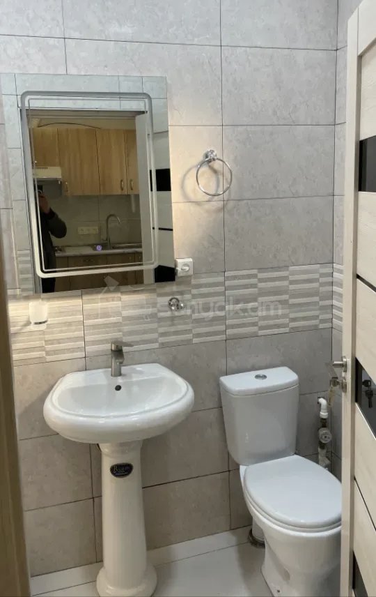 2 Սենյականոց Բնակարան Քարե Շենքում, 48քմ, 1/1 հարկ, Նորմալ Վիճակում, Կահավորված