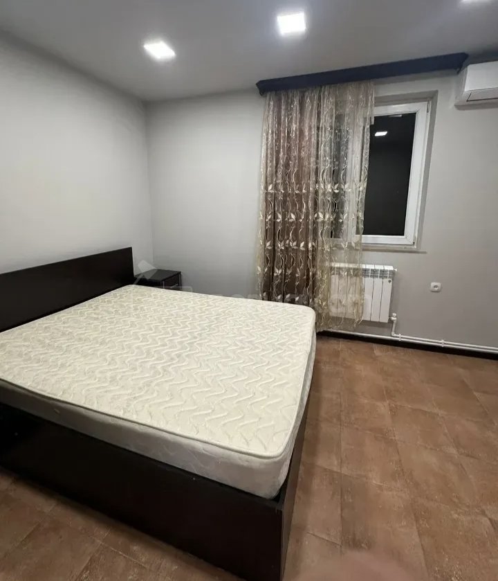 2 Սենյականոց Բնակարան Քարե Շենքում, 48քմ, 2/2 հարկ, Կապիտալ Վերանորոգված, Կահավորված