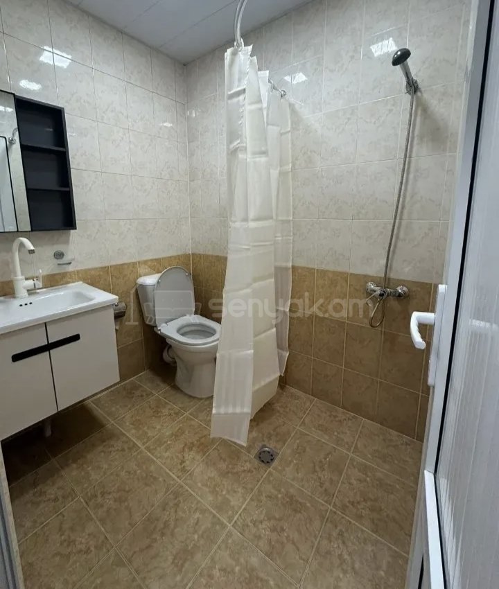 2 Սենյականոց Բնակարան Քարե Շենքում, 48քմ, 2/2 հարկ, Կապիտալ Վերանորոգված, Կահավորված