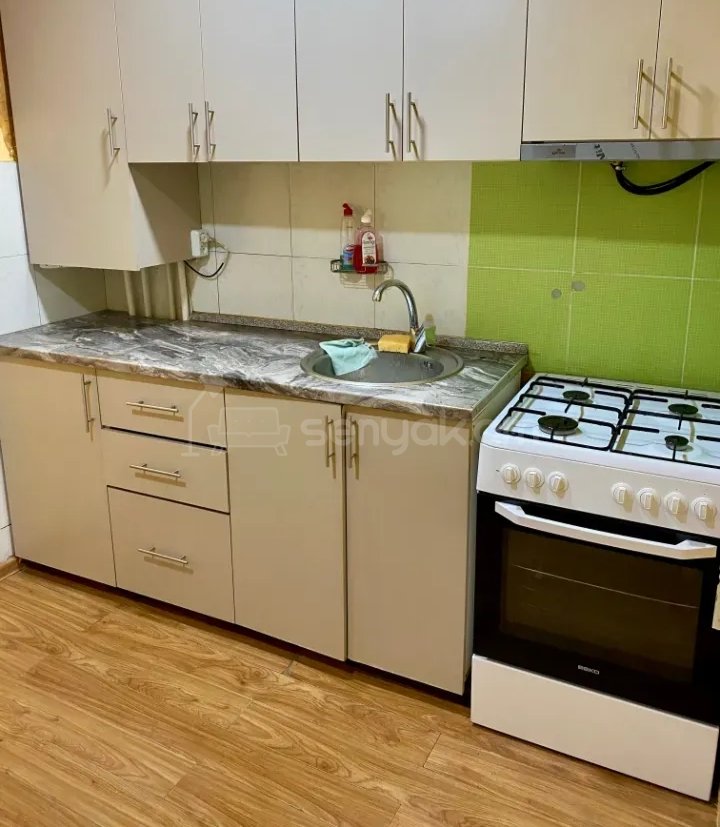 3 Սենյականոց Բնակարան Քարե Շենքում, 68քմ, 1/1 հարկ, Կապիտալ Վերանորոգված, Կահավորված