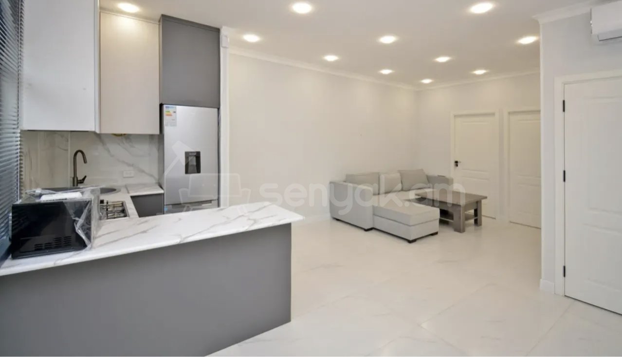 3 Սենյականոց Բնակարան Քարե Շենքում, 78քմ, 2/2 հարկ, Կապիտալ Վերանորոգված, Կահավորված