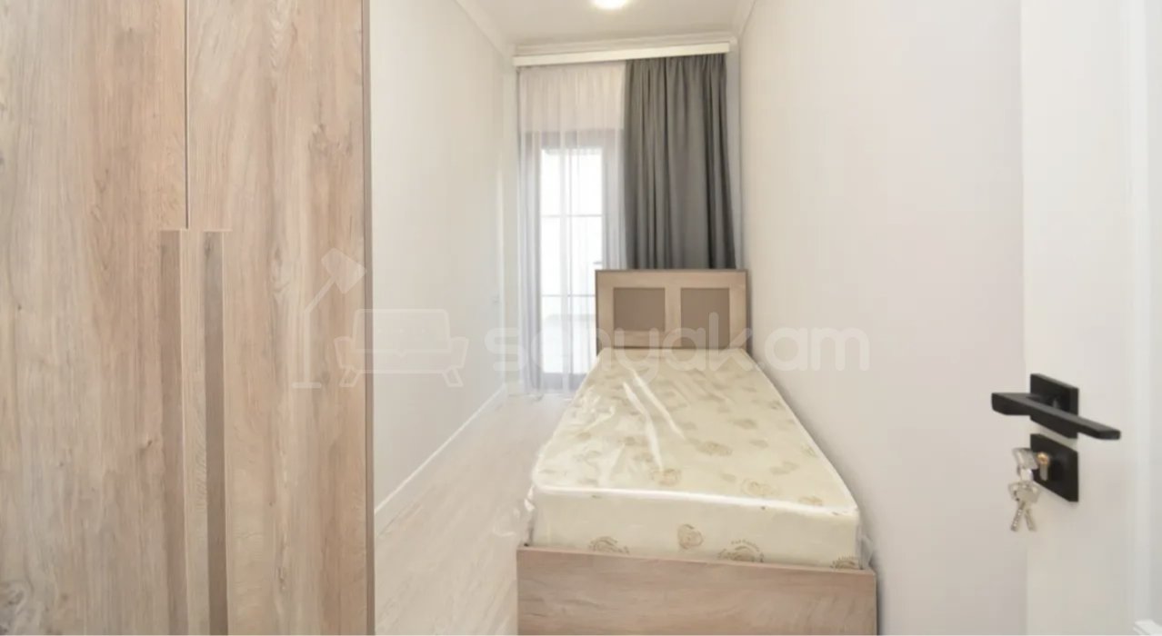 3 Սենյականոց Բնակարան Քարե Շենքում, 78քմ, 2/2 հարկ, Կապիտալ Վերանորոգված, Կահավորված