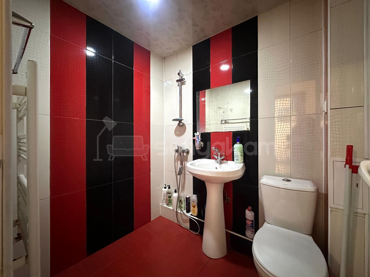 1 Սենյականոց Բնակարան, 41քմ, 8/9 հարկ, Կապիտալ Վերանորոգված