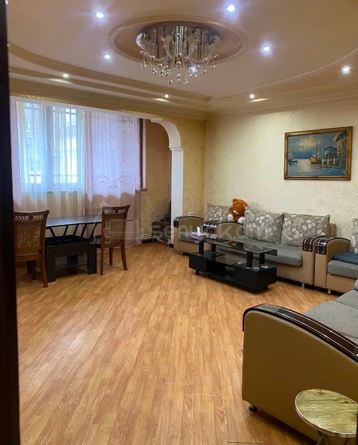 3 Սենյականոց Բնակարան, 75քմ, 1/9 հարկ, Կապիտալ Վերանորոգված