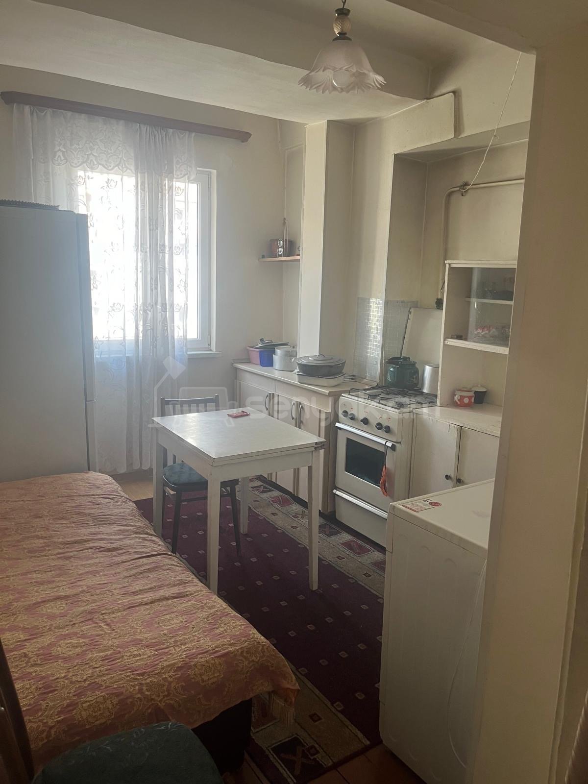 1 Սենյականոց Բնակարան, 43քմ, 5/9 հարկ, Պետական Վիճակում, Մասամբ Կահավորված