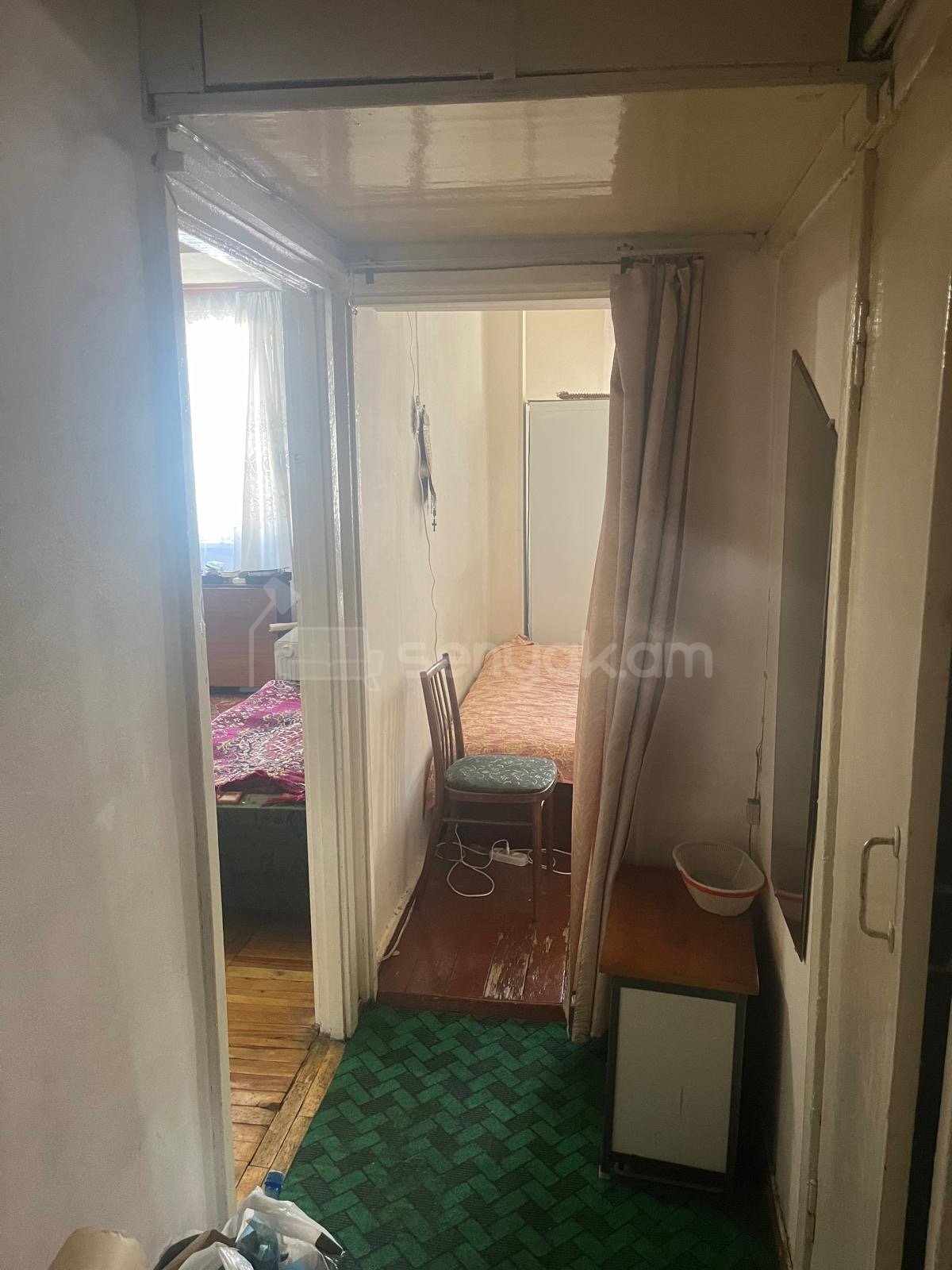 1 Սենյականոց Բնակարան, 43քմ, 5/9 հարկ, Պետական Վիճակում, Մասամբ Կահավորված