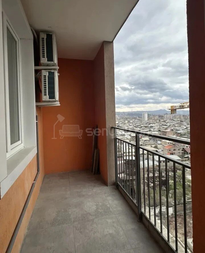 3 Սենյականոց Բնակարան Նորակառույցում, 70քմ, 12/13 հարկ, Կապիտալ Վերանորոգված