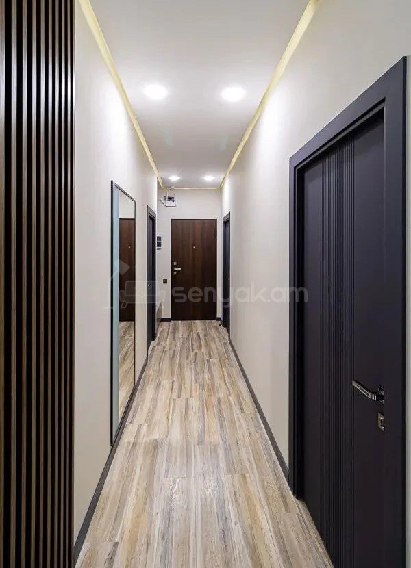 3 Սենյականոց Բնակարան Նորակառույցում, 70քմ, 12/13 հարկ, Կապիտալ Վերանորոգված