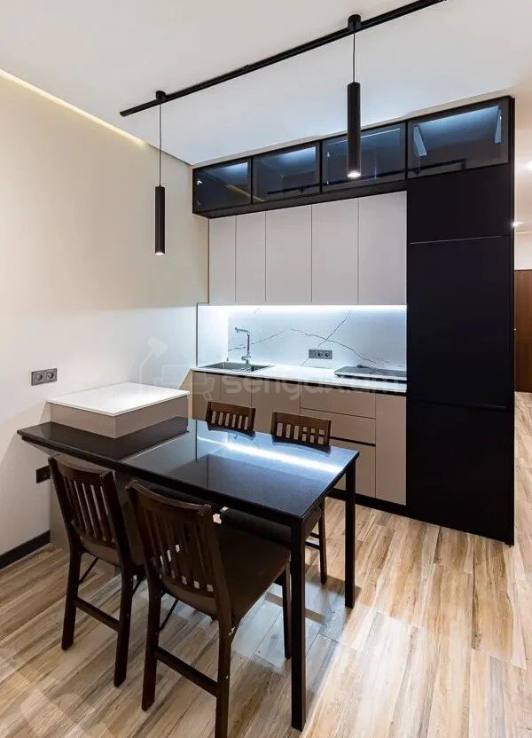 3 Սենյականոց Բնակարան Նորակառույցում, 70քմ, 12/13 հարկ, Կապիտալ Վերանորոգված