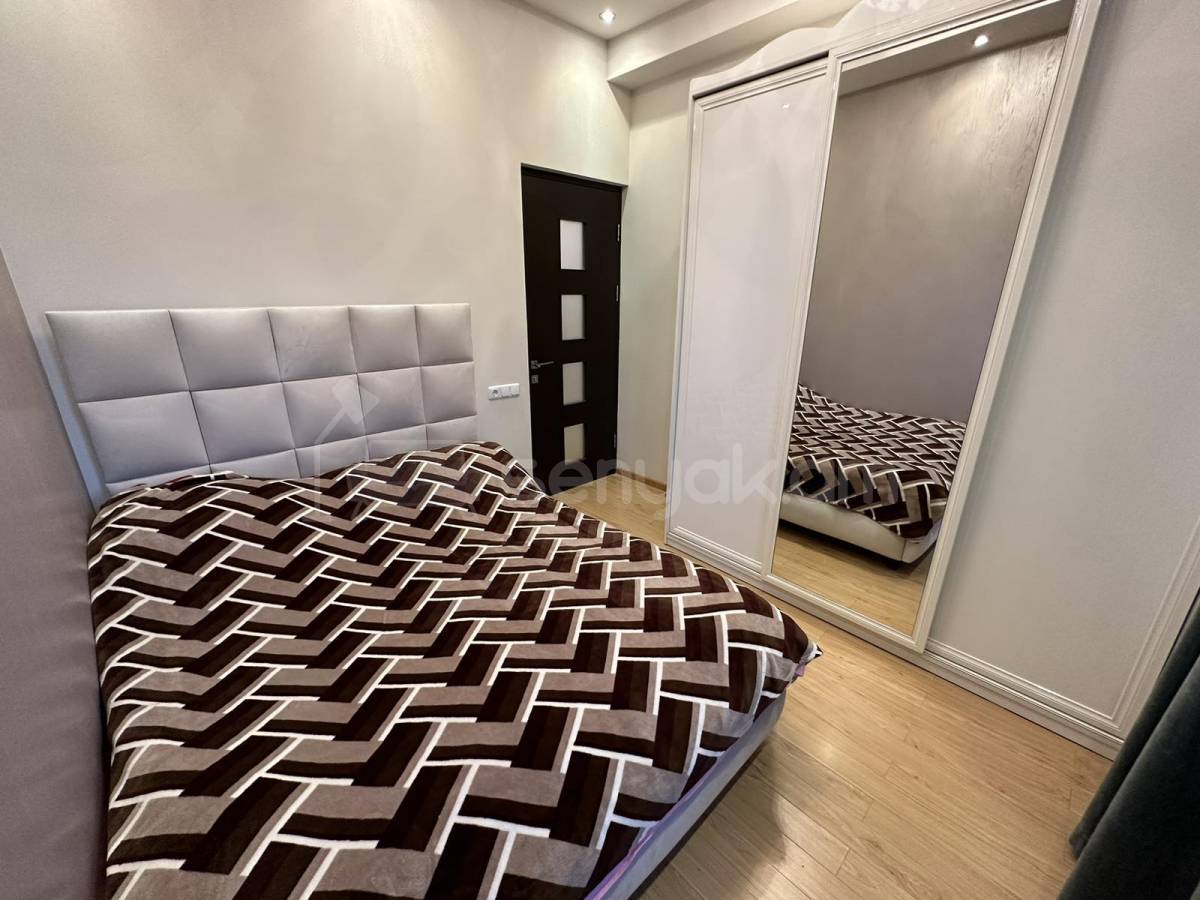 3 Սենյականոց Բնակարան Նորակառույցում, 74քմ, 13/18 հարկ, Կապիտալ Վերանորոգված, Կահավորված, Արևկող