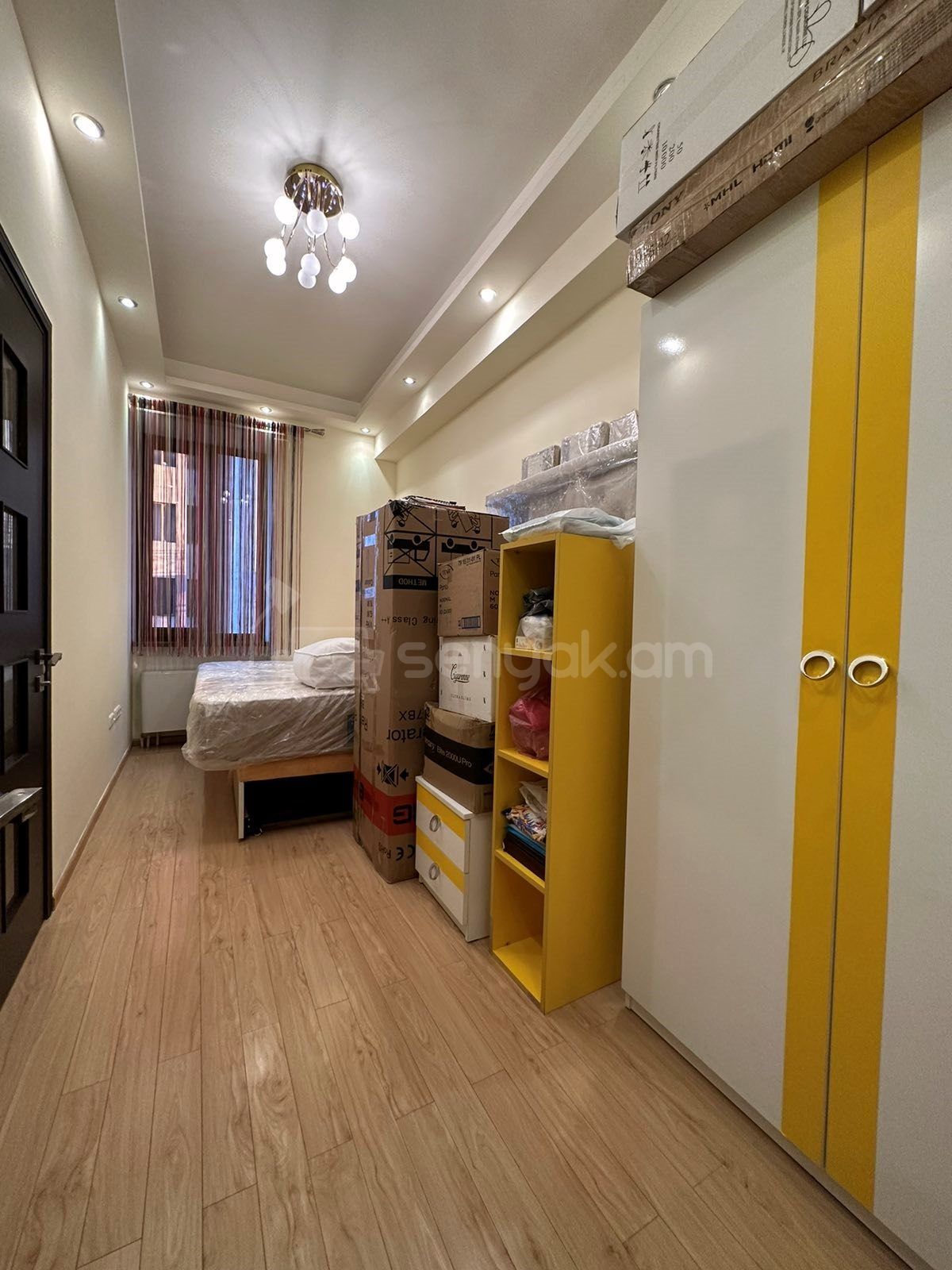 4 Սենյականոց Բնակարան Նորակառույցում, 74քմ, 12/13 հարկ, Կապիտալ Վերանորոգված, Կահավորված, Արևկող