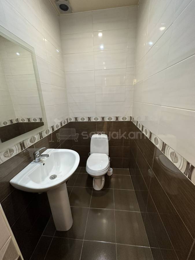 4 Սենյականոց Բնակարան Նորակառույցում, 74քմ, 12/13 հարկ, Կապիտալ Վերանորոգված, Կահավորված, Արևկող