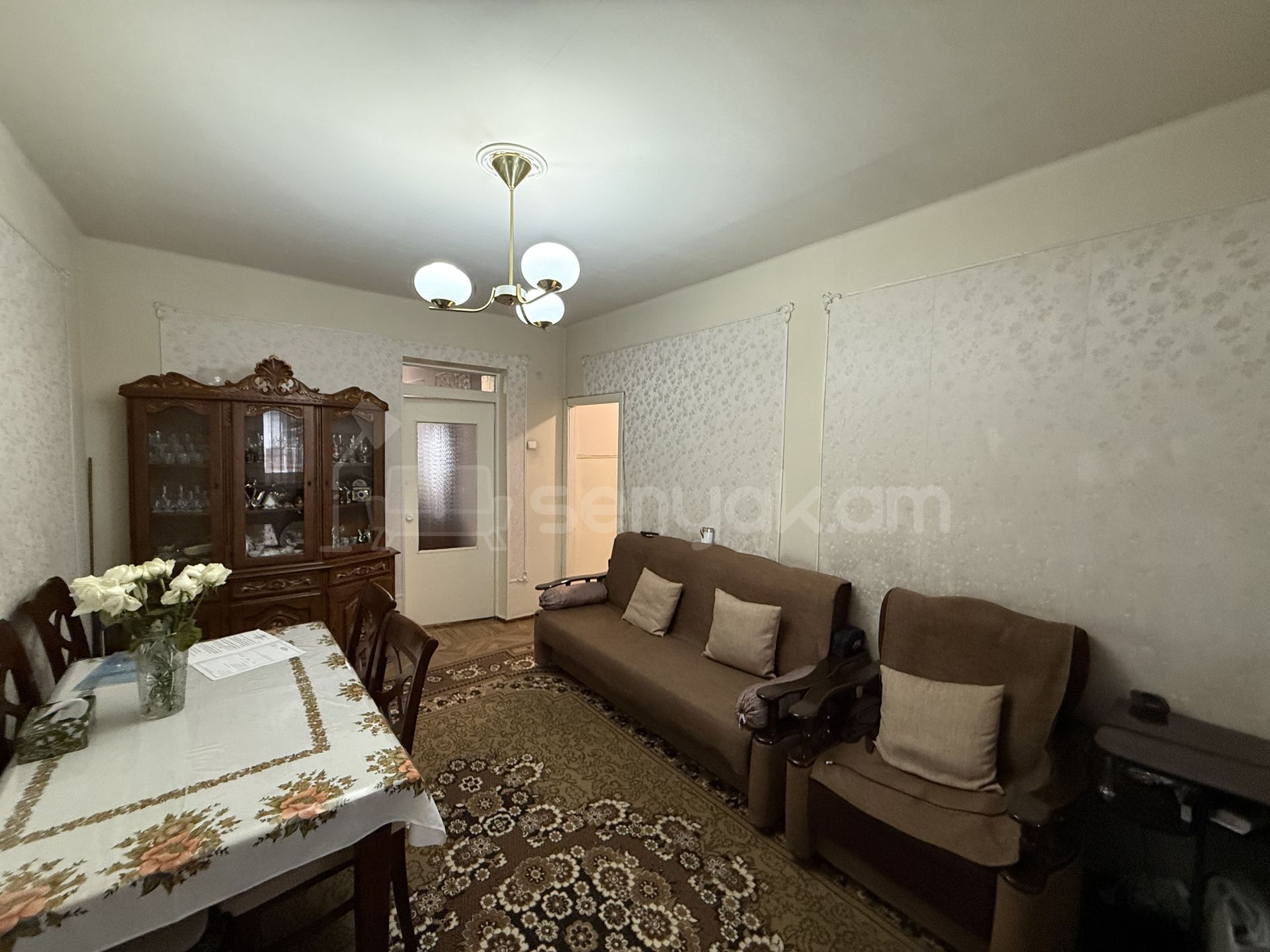 2 Սենյականոց Բնակարան Քարե Շենքում, 54քմ, 2/5 հարկ, Կոսմետիկ Վերանորոգված